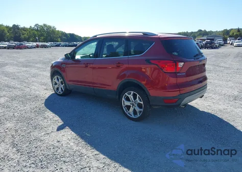 2019 Ford Escape Titanium from USA, damaged, VIN 1FMCU0J96KUA97131